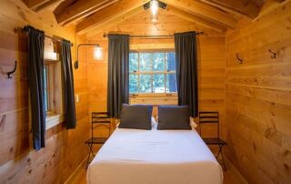 Cabin four. Lost Lake Resort, Mt Hood, Oregon. Sleeps 2. Queen bed. microwave and coffee maker. shared communal fire pit.